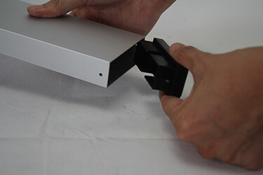 Detaching Black Cap from Pillar