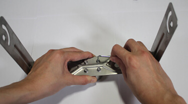 Using the Allen Key to Tighten Screws