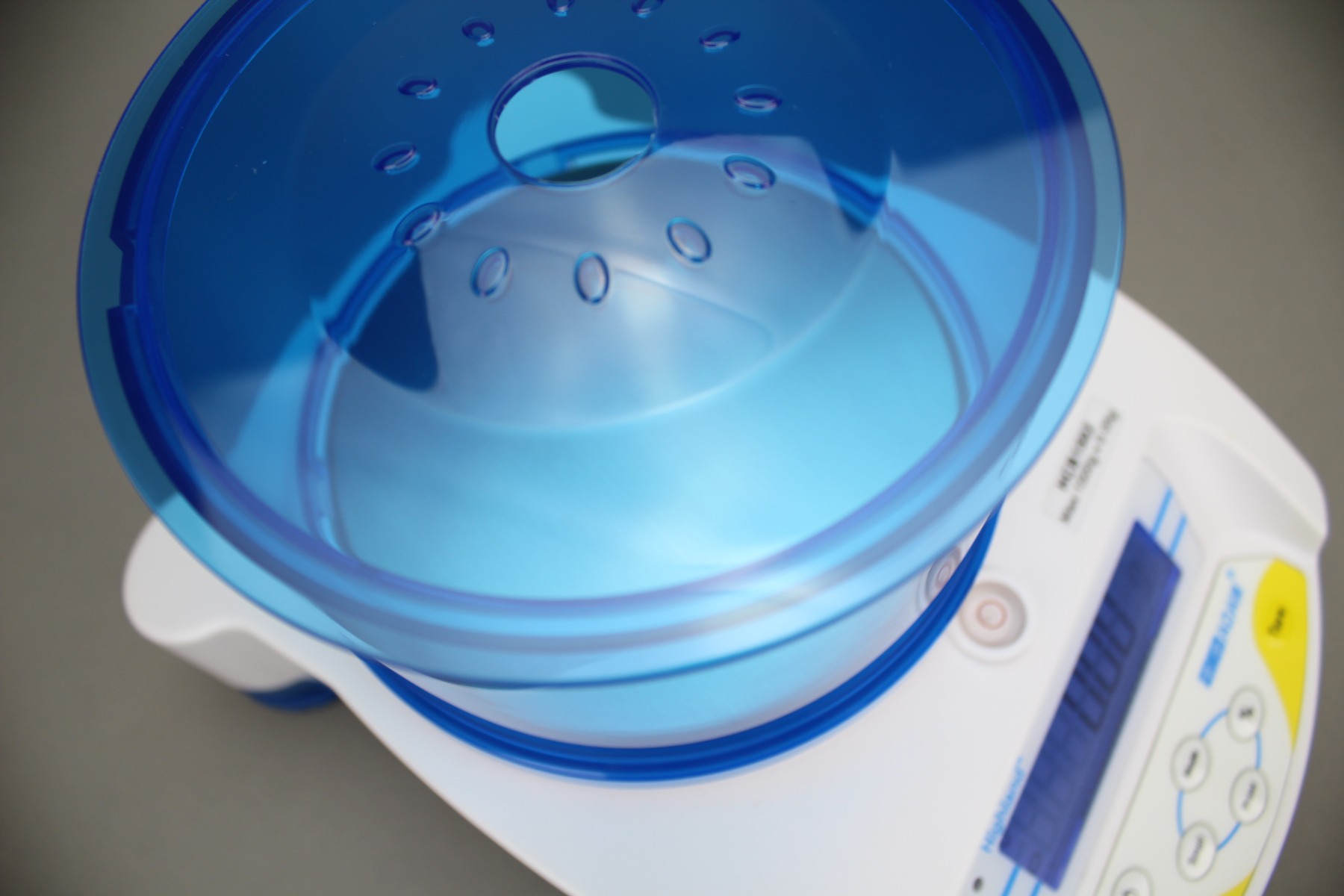 Highland Portable Precision Balances draft shield