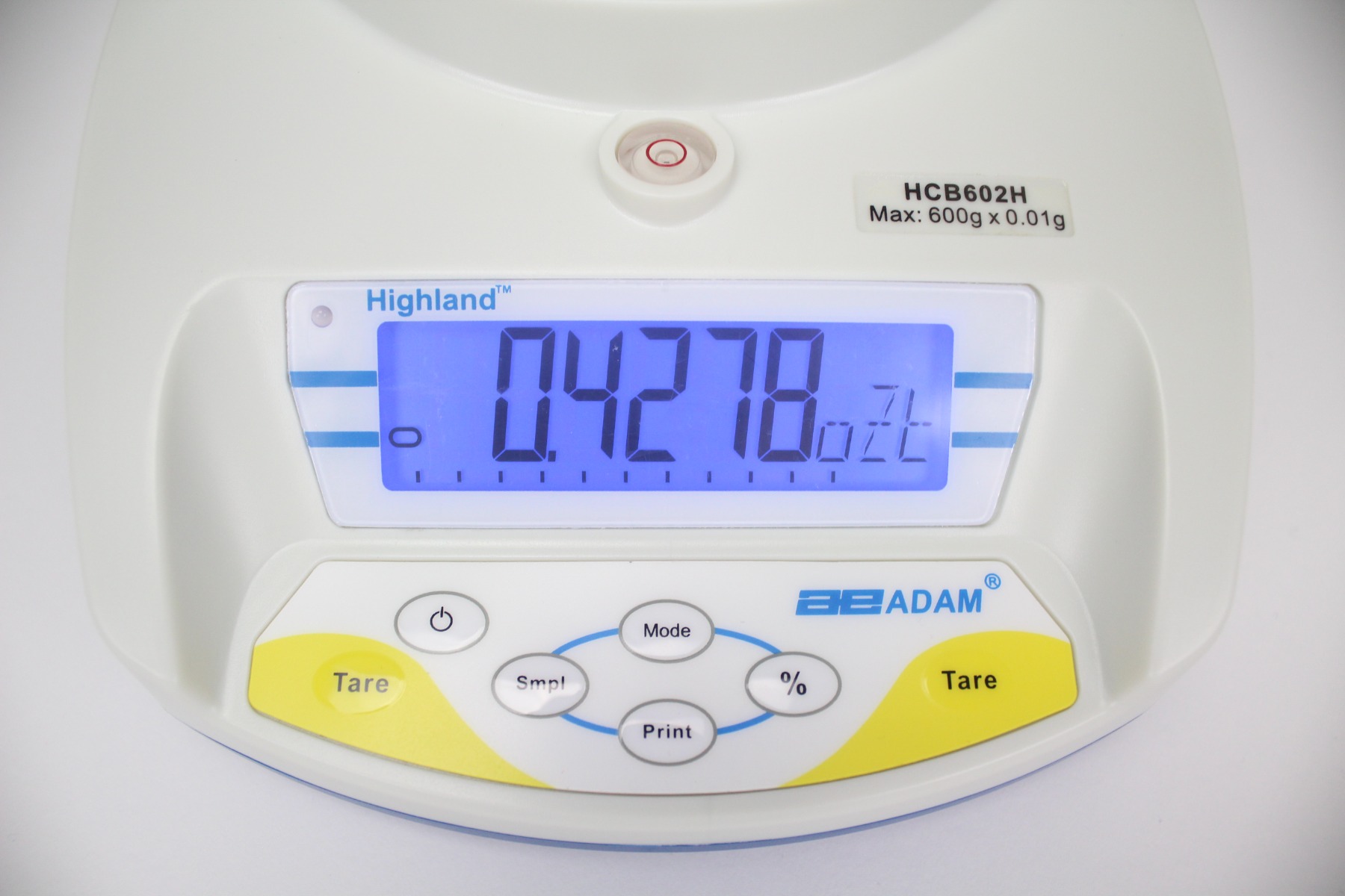 Highland Portable Precision Balances display